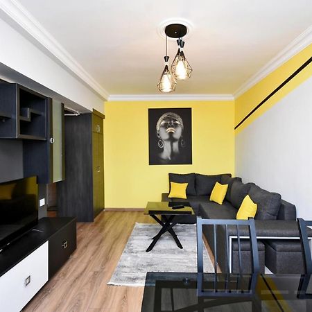 Positive Apartment In Center Of Yerevan City Dış mekan fotoğraf