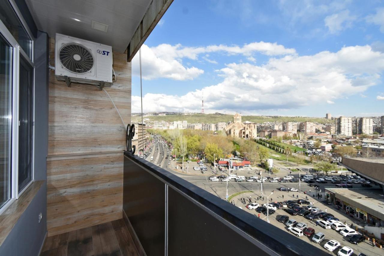 Positive Apartment In Center Of Yerevan City Dış mekan fotoğraf